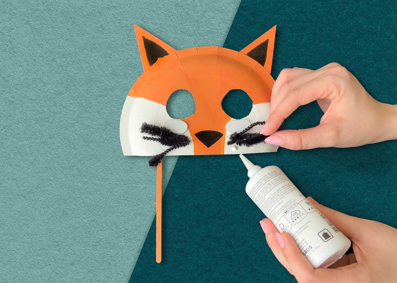 Tiermasken – Kind leimt Schnurhare an Fuchs