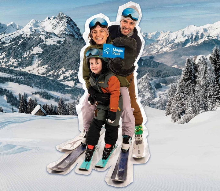 Familienwettbewerb - Familie mit Magic Pass in den Bergen