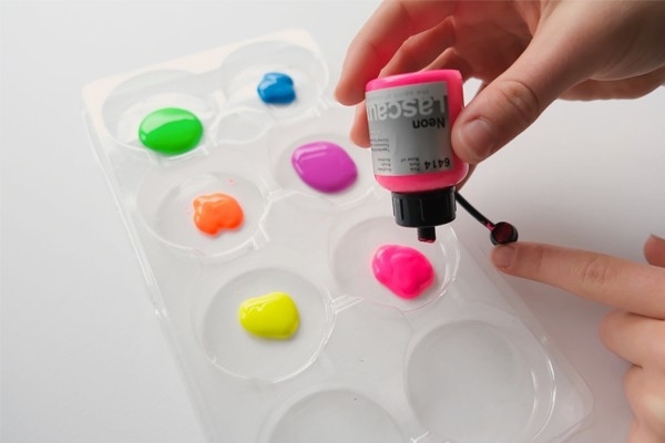 Glücksglas – Farben in einem Gefäss