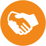 2 mani bianche che si stringono su sfondo arancione come pittogramma.