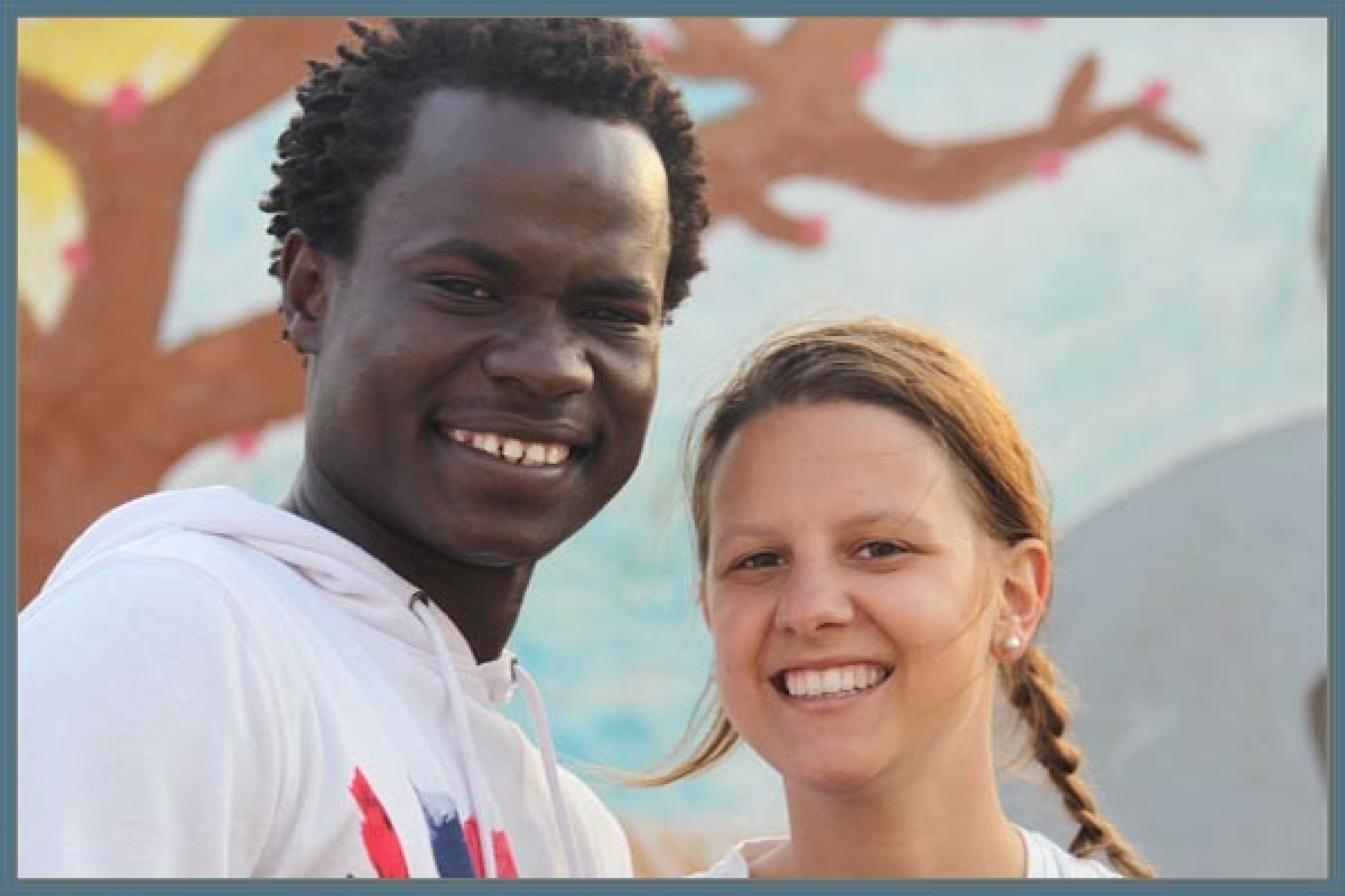 Solidarität: Elena Fischer von der CONCORDIA und ihr Mann Cheikh Gaye engagieren sich mit ihrem Projekt Coeur en Or für Strassenkinder im Senegal.