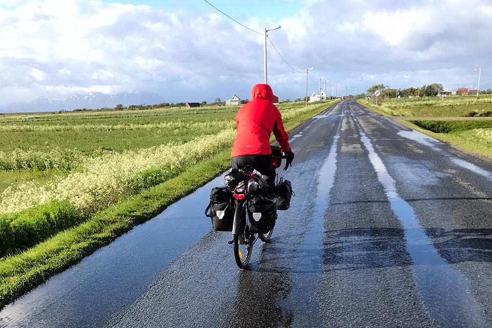 La météo ne s’est pas toujours montrée clémente pendant le voyage à vélo. Mais la pluie n’est pas parvenue à empêcher les deux aventuriers de poursuivre leur route.